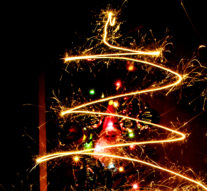 It’s getting lit: Downtown hosts Christmas tree lighting