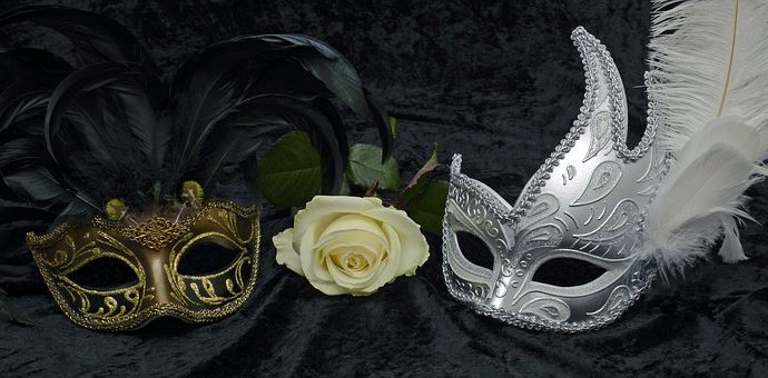 Join the masquerade: International Student Association brings fall fun for all