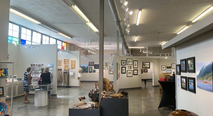 Fresh Gallery Hosts First Juried Exhibit in New Location: Local art gallery’s member describes the importance of a limited-time gallery of featured local artists in an innovative, community-driven space